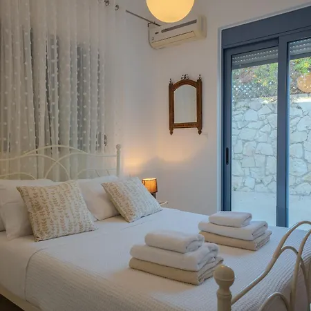 Marianne Chania (Crete)